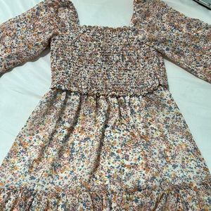 floral pink long sleeve dress, 1. state, size x-small!